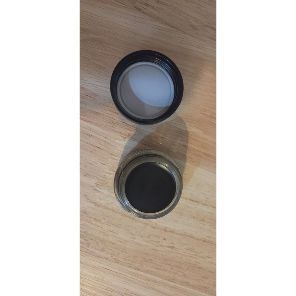 MAC - Pro Longwear Paint Pot in Black Mirror - Picture 4 of 4